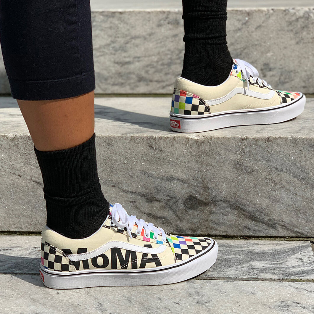 VANS and MoMA コンフィクッシュ オールドスクール 